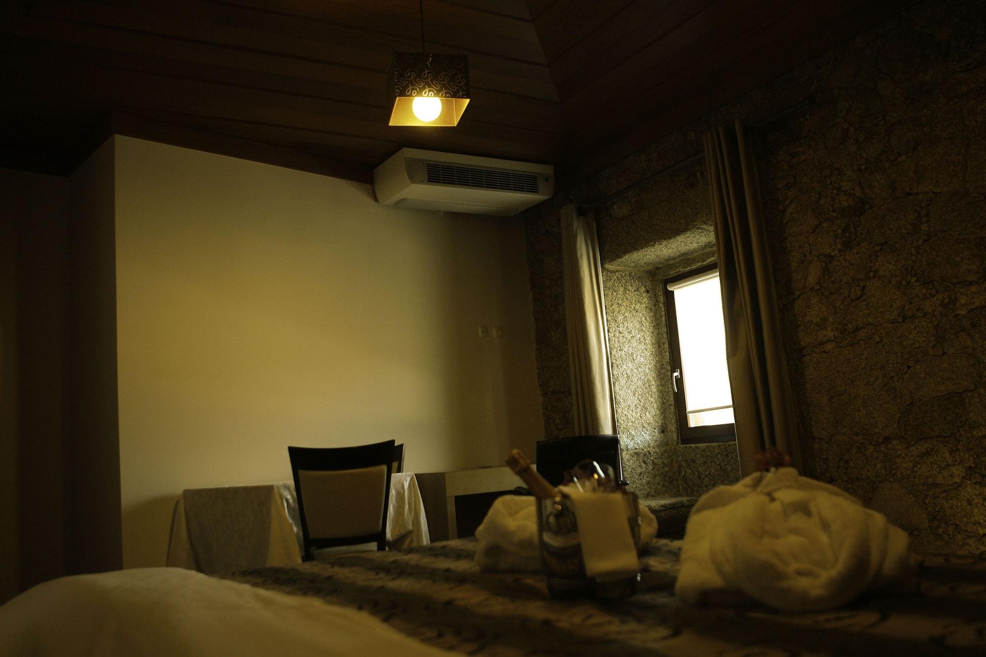 Hotel Rural Alves - Braga - Casa Alves De Torneiros Penso Экстерьер фото